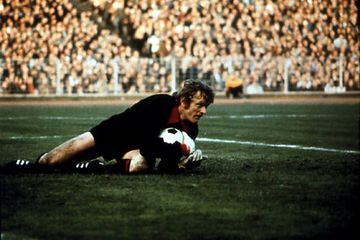 Sepp Maier in action in an archive picture from the 1970s