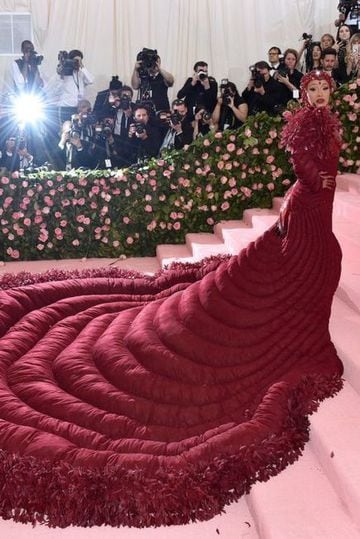 Los vestidos más extravagantes de la alfombra roja de la gala Met 2022 –  Diario de Cultura