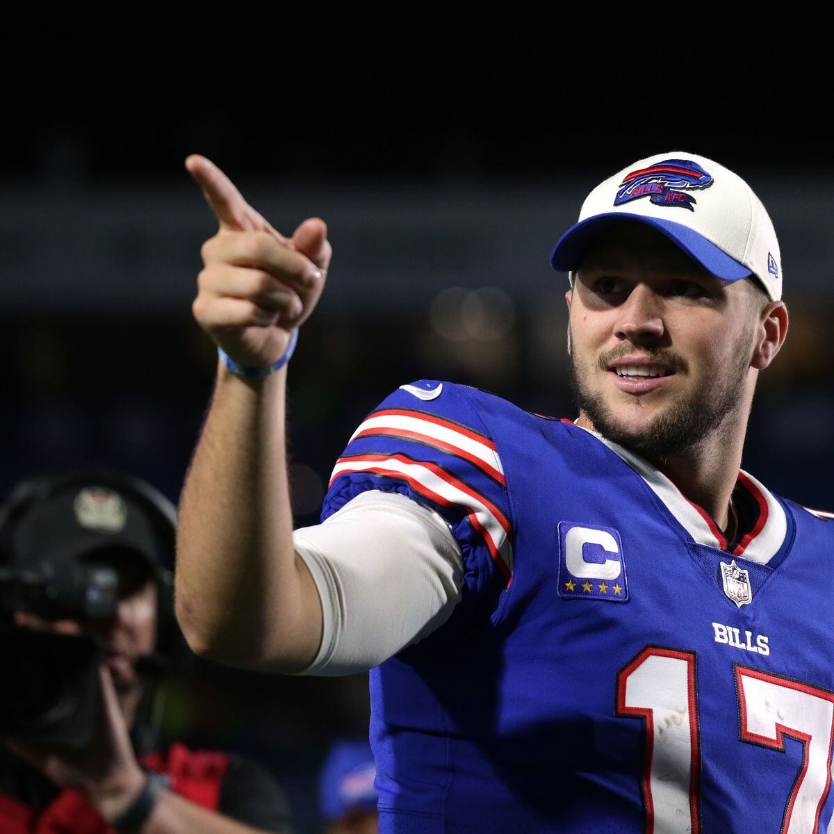 Josh Allen contract: Buffalo Bills sign QB to massive 6-year extension