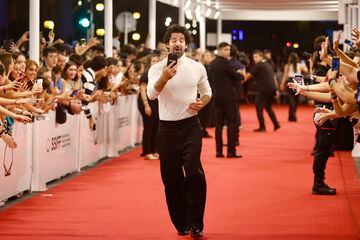 El actor Miguel Ángel Muñoz llegando a la alfombra roja de la gala de clausura del Festival Internacional de Cine de San Sebastián.