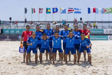 El Salvador se enfrentó al equipo de Bahamas en duelo correspondiente a los Cuartos de Final del premundial en el fútbol de playa.