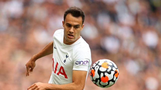 Oficial: Reguilón vuelve al Tottenham