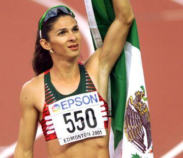 La ex corredora de 400 metros planos, campeona mundial en 2003 y medallista olímpica de plata en Atenas 2004, escaló en su carrera política, pues ahora será diputada federal por el Distrito 2 de Sonora.