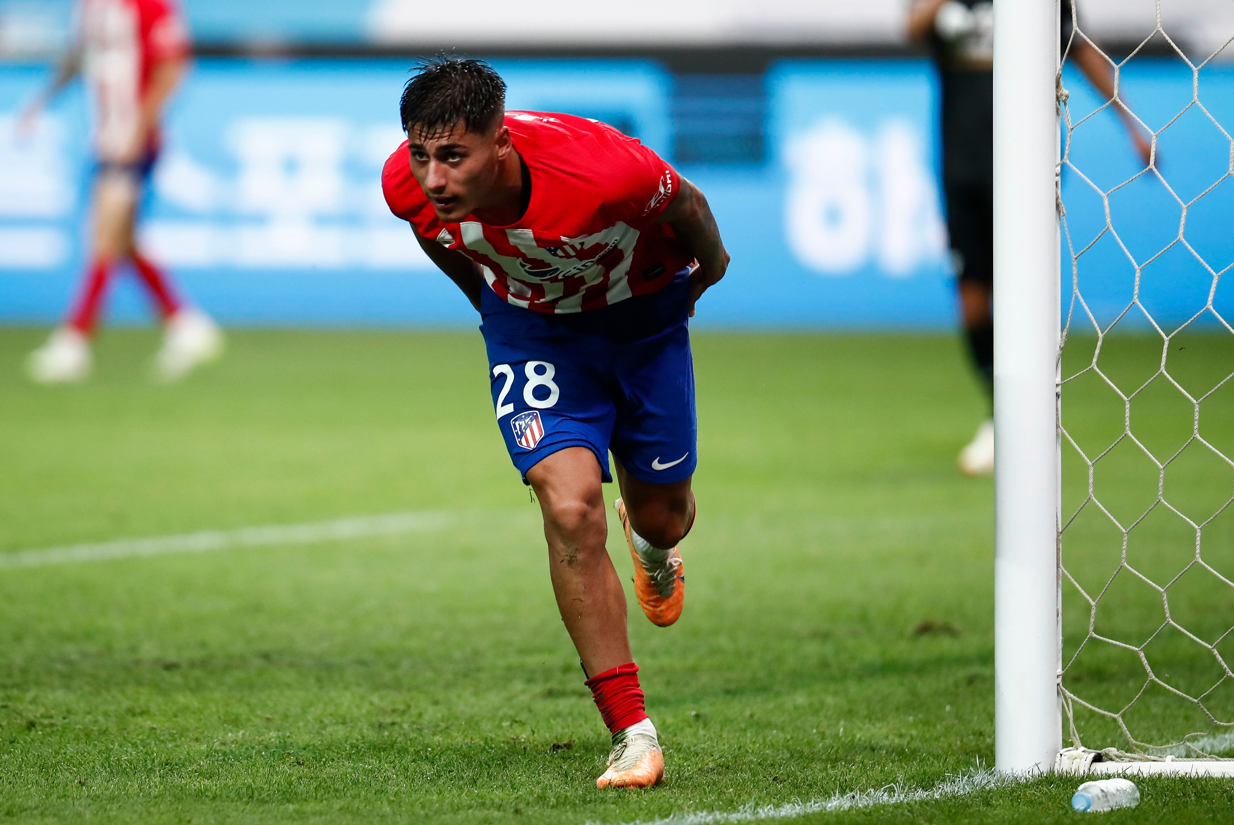 Seoul (Korea, Republic Of), 27/07/2023.- Atletico Madrid's Carlos Martin celebrates after scoring during a soccer friendly match between South Korea's K-League vs Atletico Madrid at Sangam World Cup Stadium in Seoul, South Korea, 27 July 2023. (Futbol, Amistoso, Mundial de Fútbol, Corea del Sur, Seúl) EFE/EPA/JEON HEON-KYUN
