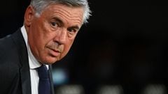 Real Madrid&#039;s Italian coach Carlo Ancelotti is pictured before the Spanish League football match between Real Madrid CF and RC Celta de Vigo at the Santiago Bernabeu stadium in Madrid on September 12, 2021. (Photo by GABRIEL BOUYS / AFP)