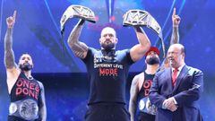 Roman Reigns, The Usos y Paul Heyman en Raw After Mania.