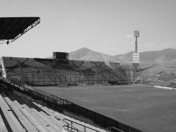 El 12 de noviembre de 1922 se terminan las obras del Estadio Santa Laura y se inaugura oficialmente.