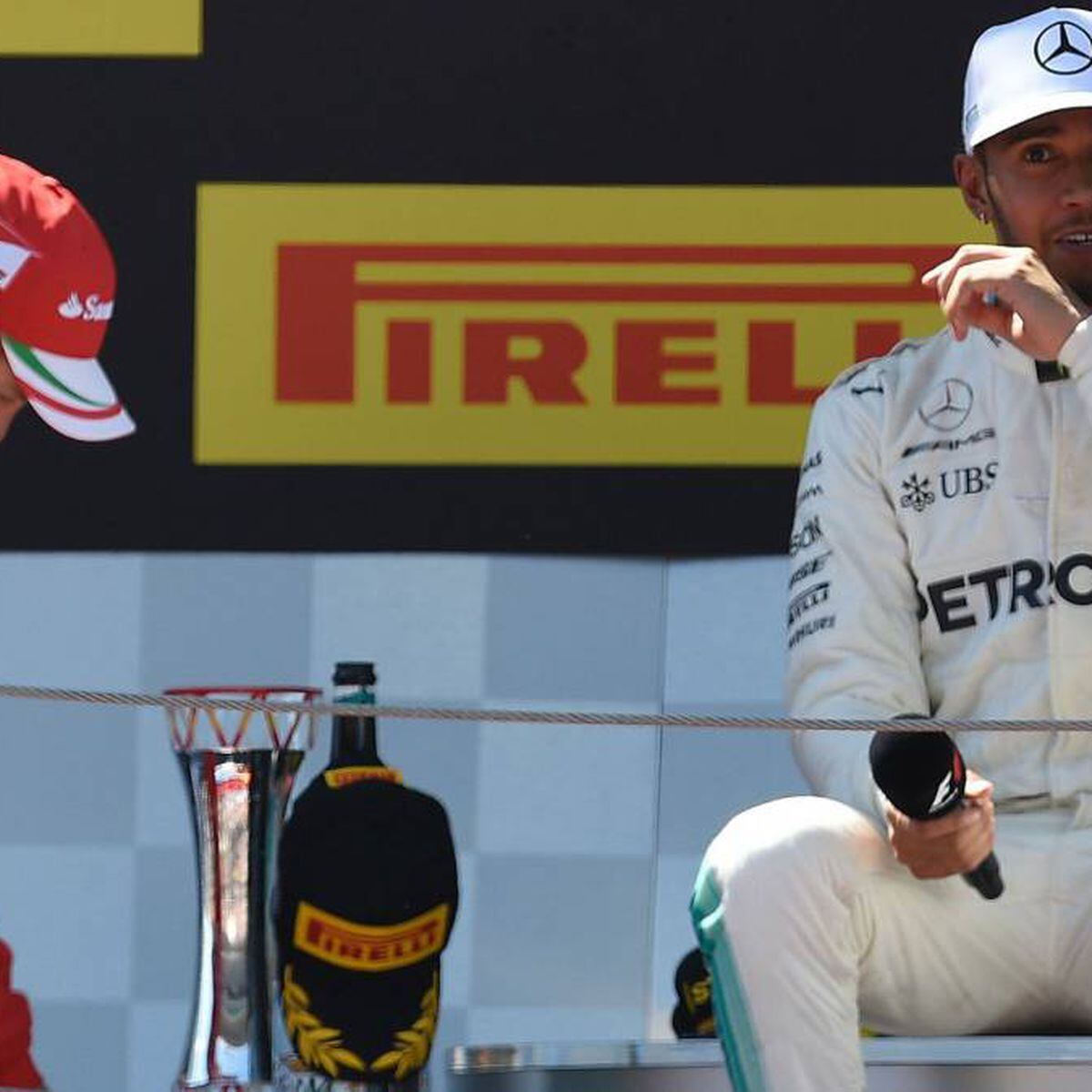 Mortal malla Huérfano F1 | Hamilton renunció a beber agua para ganar a Vettel en Montmeló  Hamilton renunció a beber agua para ganar a Vettel en Montmeló - AS México