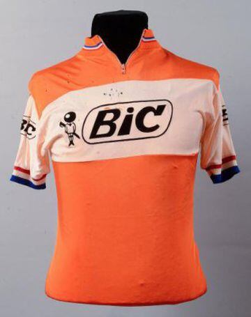 04. Maillot del equipo ciclista BIC.