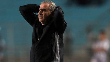 4GPIAGRDDPQX3IMRTPDM. Tunis (Tunisia), 13/10/2018.- Tunisia coach Faouzi Benzarti during the 2019 Africa Cup of Nations qualifier match between Tunisia and Niger at the Olympic Stadium of Rades in Tunis, Tunisia, 13 October 2018. (T&uacute;nez, T&uacute;n