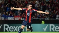 Paraguay's Cerro Porteño Fernando Romero celebrates after scoring against Argentina's Colon de Santa Fe during the Copa Libertadores group stage first leg football match, at the General Pablo Rojas stadium, known as La Olla, in Asuncion, on April 12, 2022. (Photo by NORBERTO DUARTE / AFP) (Photo by NORBERTO DUARTE/AFP via Getty Images)
