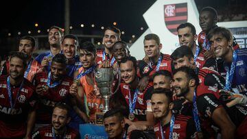 Vinicius Junior celebra la conquista de la Copa Guanabara junto al resto de jugadores del Flamengo.