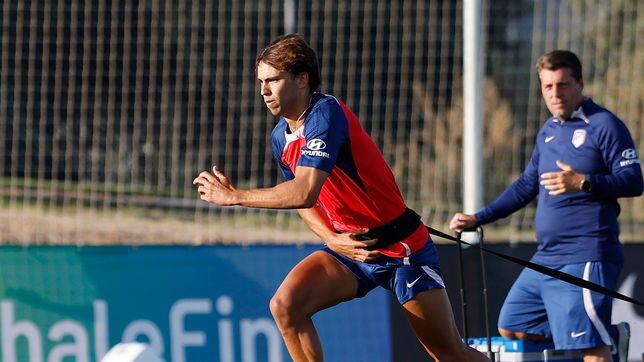 João, si no es al Barça será a Arabia