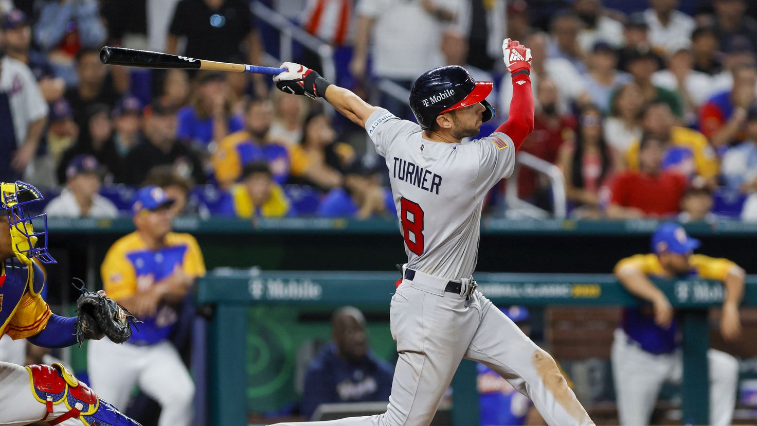 Trea Turner crushes a go-ahead grand slam that gives the USA a 9-7 lead in  the eighth inning