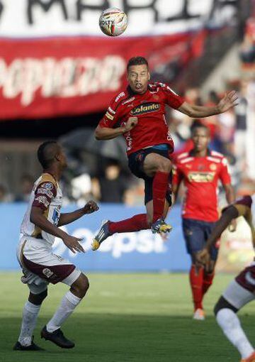 En 15 minutos Medellín eliminó al Tolima. Pérez, Hechalar y Monsalvo anotaron los goles de la victoria 3-1.