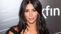 Iran acusa a Kim Kardashian de ser un agente secreto.  Imagen de Kim Kardashian en los Webby Awards.