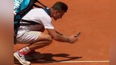 El tenis no da crédito: le echan con este punto, saca su móvil y lo denuncia en Instagram