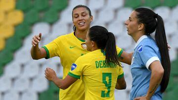 Partido de Copa América Femenina entre Brasil y Uruguay.