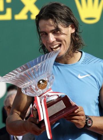 Nuevamente en 2008, Rafa Nadal y Roger Federer se encontraban en la final del Masters de Montecarlo. El manacorí ganó por 7-5, 7-5. 