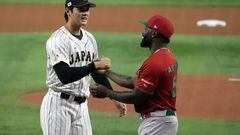 MIAMI, FLORIDA - MARCH 20: Shohei Ohtani #16 of Team Japan and Randy Arozarena #56 of Team Mexico greet each other before the start of the World Baseball Classic Semifinals at loanDepot park on March 20, 2023 in Miami, Florida. (Photo by Koji Watanabe - SAMURAI JAPAN/SAMURAI JAPAN via Getty Images)