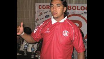 El delantero mexicano Erick Marín en el año de 2007 se convirtió en jugador del Bolognesi.