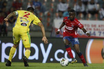 El Medellín derrotó 2-1 a Atlético Huila y llegará a la última fecha de la Liga Águila con la opción de clasificar a los cuadrangulares finales.