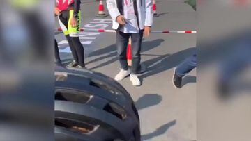 Contador, ante uno de sus mayores rivales... en mini bici