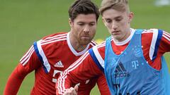 Xabi Alonso y Kurt, el niño prodigio que fichó el Bayern de Guardiola.