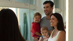 Michael Phelps con su mujer, Nicole Johnson, y sus dos hijos, Boomer y Beckett.