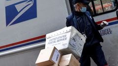 A look at the US Postal Service's hours this holiday season... Christmas Eve and Christmas Day...
