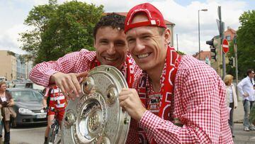 Van Bommel in touch with Robben over PSV reunion