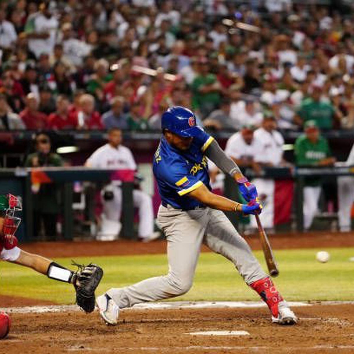 jorge alfaro colombia - Con Bases Llenas