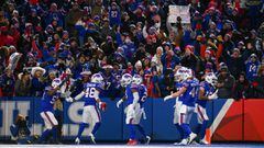 The Buffalo Bills are 46-77-1 all-time against the New England Patriots. Both teams have split their season in 2021, with each team winning on the road.