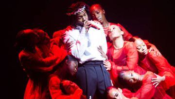 GLASTONBURY, ENGLAND - JUNE 26: Kendrick Lamar performs as he headlines the Pyramid Stage during day five of Glastonbury Festival at Worthy Farm, Pilton on June 26, 2022 in Glastonbury, England. (Photo by Samir Hussein/WireImage)