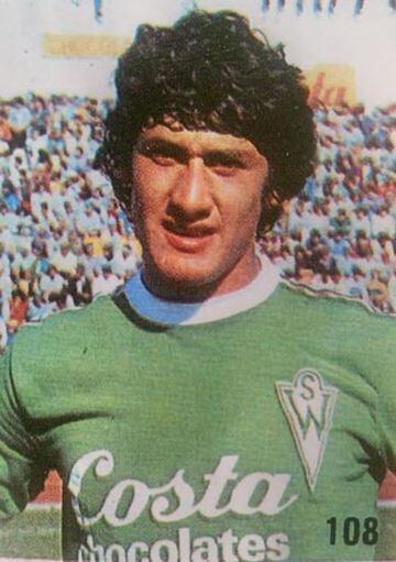 El 'Llanero solitario' debutó en Wanderers y de inmediato destacó por capacidad goleadora. Seleccionado chileno, anotó un gol en la Copa del Mundo España 1982.