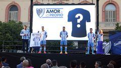 Presentación de las camisetas del Málaga 2022-23.