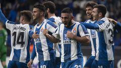Los jugadores del Espanyol festejan el 3-0 conseguido por Vargas en el partido contra el Ludogorets.