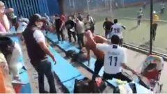 Vergüenza mundial en México: ¡brutal pelea en un partido de niños!