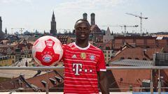 MUNICH, GERMANY - JUNE 21: Newly signed player of FC Bayern Muenchen Sadio Mane poses for a picture on June 21, 2022 in Munich, Germany.  (Photo by S. Mellar/FC Bayern via Getty Images)