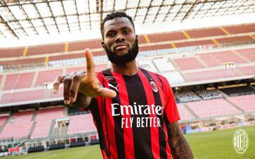 AC Milan unveil new Puma home kit