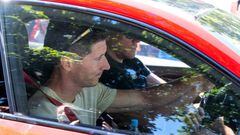 16 July 2022, Bavaria, Munich: Soccer: Bundesliga, training FC Bayern Munich at the training ground on Säbener Straße. Robert Lewandowski leaves the club grounds in his car after training. Photo: Sven Hoppe/dpa (Photo by Sven Hoppe/picture alliance via Getty Images)
