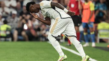 Real Madrid's Brazilian forward #07 Vinicius Junior gestures as he enters the pitch during the Spanish league football match between Real Madrid CF and UD Las Palmas at the Santiago Bernabeu stadium in Madrid on September 27, 2023. (Photo by Thomas COEX / AFP)