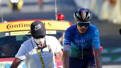 El ciclista británico Chris Froome llega a meta en la etapa de Alpe d'Huez en el Tour de Francia 2022.