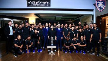 Técnico mexicano conquistó la Súper Copa de Malasia