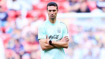 BILBAO, SPAIN - MAY 28:  Head coach of Argentina Lionel Scaloni looks on at San Mames Stadium Camp on May 28, 2022 in Bilbao, Spain. Argentina will face Italy in Wembley on June 1 as part of the Finalissima Trophy. (Photo by Juan Manuel Serrano Arce/Getty Images)