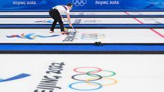 Czech Republic&#039;s Tomas Paul competes during the mixed doubles round robin session 1 game of the Beijing 2022 Winter Olympic Games curling competition against Norway, at the National Aquatics Centre in Beijing on February 2, 2022. - Czech Republic won
