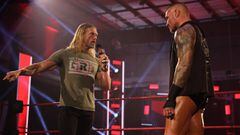 Edge y Randy Orton, en Raw.