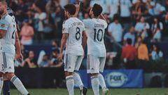 Giovani Dos Santos celebrando un gol con LA Galaxy