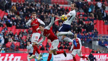 Un gran Kane da el triunfo al Tottenham en el derbi de Londres