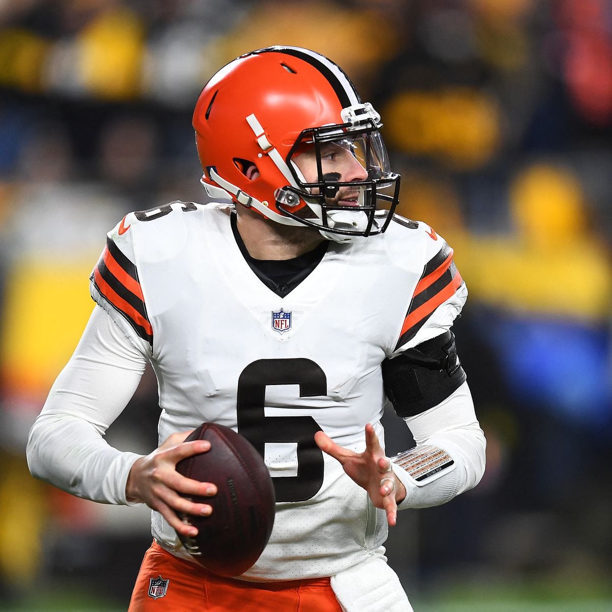 Baker Mayfield bought Carolina Panthers No. 6 from Johnny Hekker